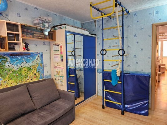 Продам двухкомнатную (2-комн.) квартиру, Советская ул, д. 12а, Лахденпохья г