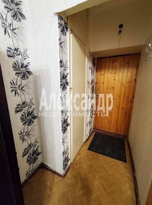 Продам комнату в 8-комн. квартире, Некрасова ул, д. 31, Выборг г