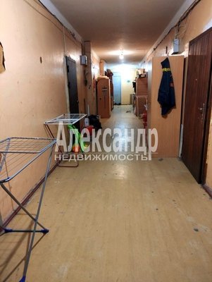 Продам комнату в 8-комн. квартире, Некрасова ул, д. 31, Выборг г