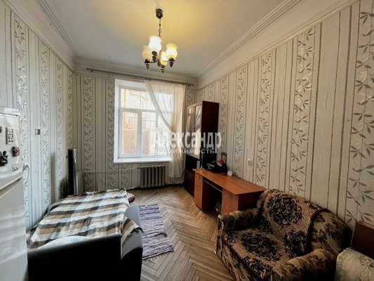 Продам комнату в 5-комн. квартире, Приморский пр-кт, д. 14, Санкт-Петербург г