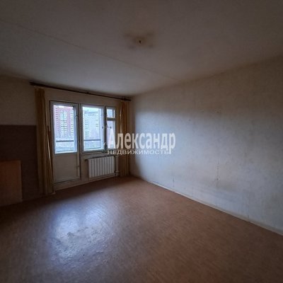 Продам однокомнатную (1-комн.) квартиру, Российский пр-кт, д. 3 корп. 1, Санкт-Петербург г
