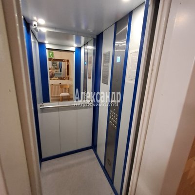Продам однокомнатную (1-комн.) квартиру, Российский пр-кт, д. 3 корп. 1, Санкт-Петербург г