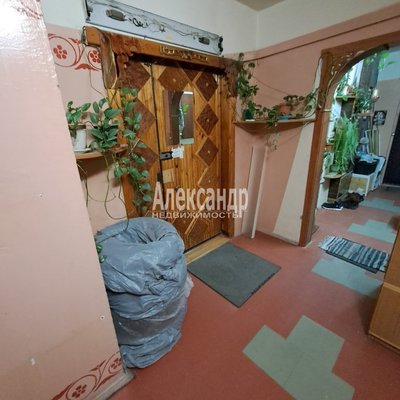 Продам однокомнатную (1-комн.) квартиру, Российский пр-кт, д. 3 корп. 1, Санкт-Петербург г