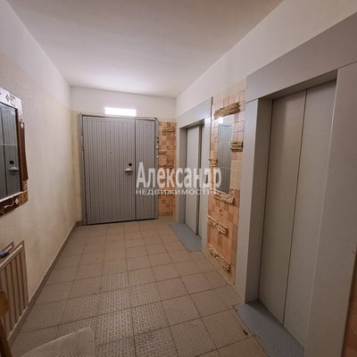 Продам однокомнатную (1-комн.) квартиру, Российский пр-кт, д. 3 корп. 1, Санкт-Петербург г