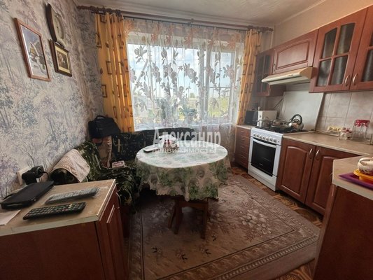 Продам многокомнатную квартиру, Ногирская ул, д. 33, Ромашки п