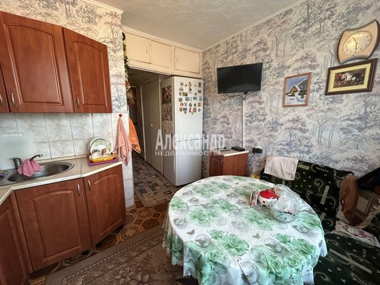 Продам многокомнатную квартиру, Ногирская ул, д. 33, Ромашки п