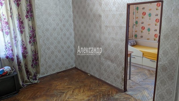 Продам комнату в 3-комн. квартире, Курляндская ул, д. 29/31, Санкт-Петербург г