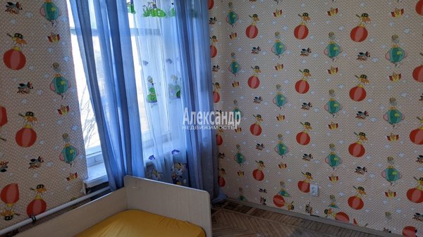 Продам комнату в 3-комн. квартире, Курляндская ул, д. 29/31, Санкт-Петербург г