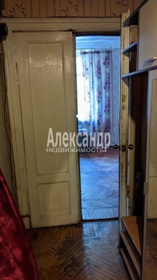 Продам комнату в 3-комн. квартире, Курляндская ул, д. 29/31, Санкт-Петербург г