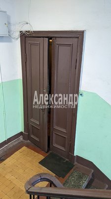 Продам комнату в 3-комн. квартире, Курляндская ул, д. 29/31, Санкт-Петербург г