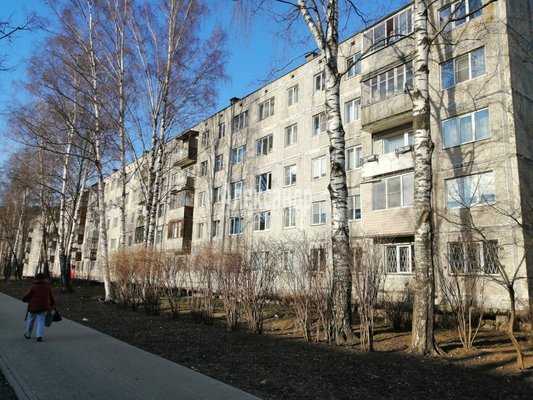 Продам двухкомнатную (2-комн.) квартиру, Александровская ул, 82, Всеволожск г