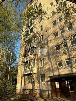 Продам трехкомнатную (3-комн.) квартиру, Белышева ул, д. 8 корп. 1, Санкт-Петербург г