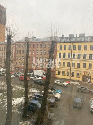 Продам комнату в 20-комн. квартире, Розенштейна ул, д. 33, Санкт-Петербург г
