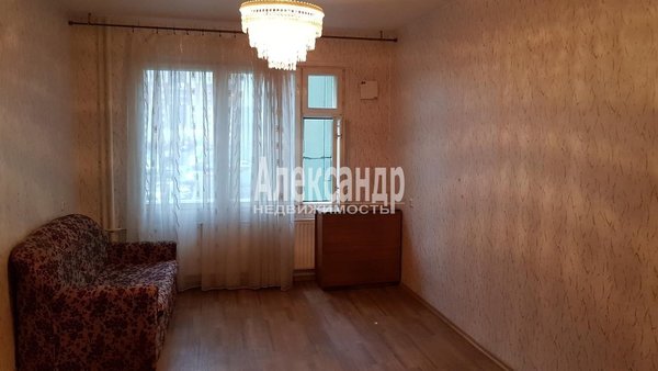 Продам двухкомнатную (2-комн.) квартиру, Бадаева ул, д. 8 корп. 1, Санкт-Петербург г