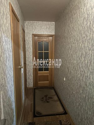 Продам двухкомнатную (2-комн.) квартиру, Бадаева ул, д. 8 корп. 1, Санкт-Петербург г