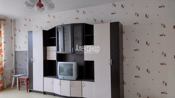 Продам многокомнатную квартиру, Культуры пр-кт, д. 11 корп. 5, Санкт-Петербург г