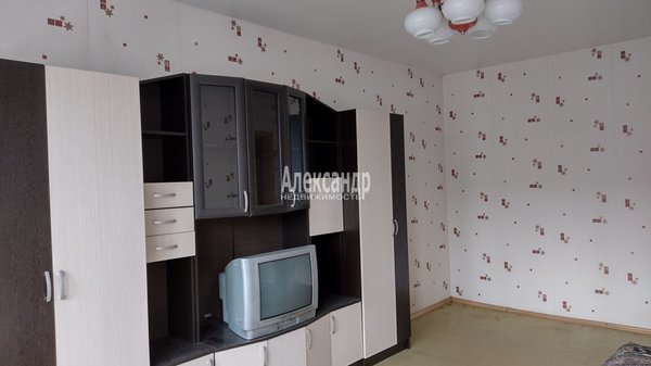 Продам многокомнатную квартиру, Культуры пр-кт, д. 11 корп. 5, Санкт-Петербург г