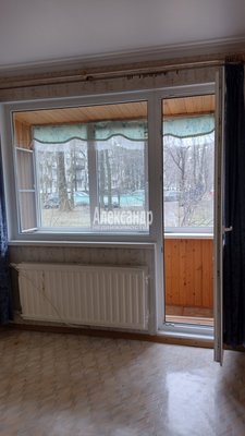 Продам многокомнатную квартиру, Культуры пр-кт, д. 11 корп. 5, Санкт-Петербург г