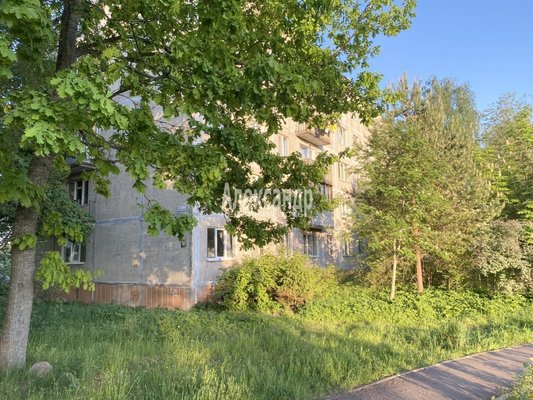 Продам двухкомнатную (2-комн.) квартиру, Центральная ул, д. 8, Коробицыно п