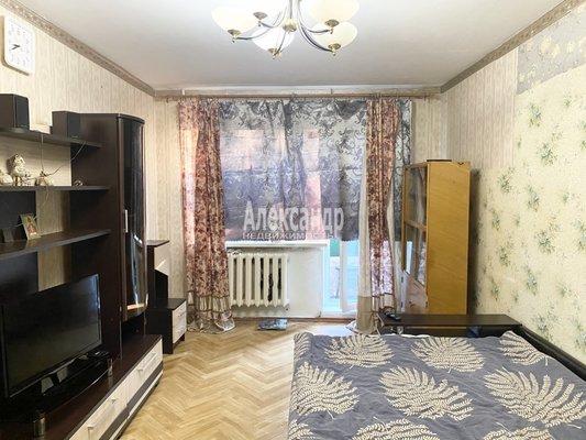 Продам двухкомнатную (2-комн.) квартиру, Центральная ул, д. 8, Коробицыно п