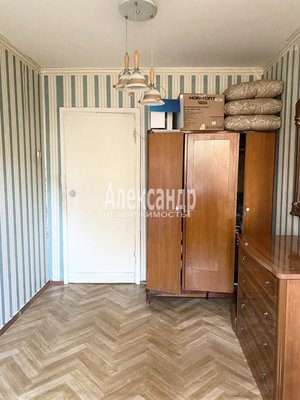 Продам двухкомнатную (2-комн.) квартиру, Центральная ул, д. 8, Коробицыно п