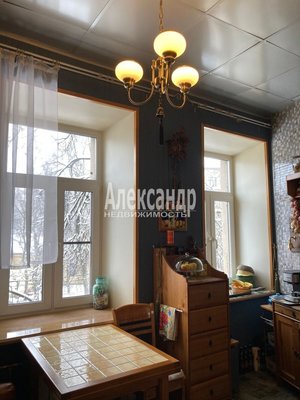 Продам трехкомнатную (3-комн.) квартиру, Александра Матросова ул, 14, Санкт-Петербург г