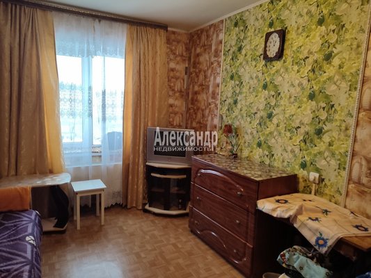 Продам трехкомнатную (3-комн.) квартиру, Федора Афанасьева ул, д. 14, Волосово г