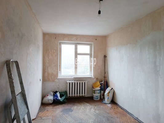 Продам трехкомнатную (3-комн.) квартиру, Кировские Дачи ул, д. 3, Выборг г