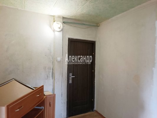 Продам трехкомнатную (3-комн.) квартиру, Кировские Дачи ул, д. 3, Выборг г