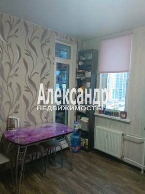 Продам двухкомнатную (2-комн.) квартиру, Шувалова ул, д. 19 корп. 1, Мурино п