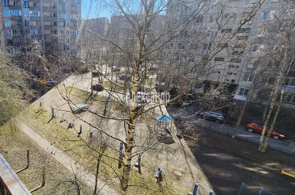 Продам трехкомнатную (3-комн.) квартиру, Коллонтай ул, д. 47 корп. 4, Санкт-Петербург г