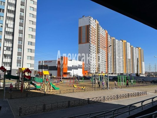 Продам однокомнатную (1-комн.) квартиру, Чарушинская ул, д. 2, Санкт-Петербург г