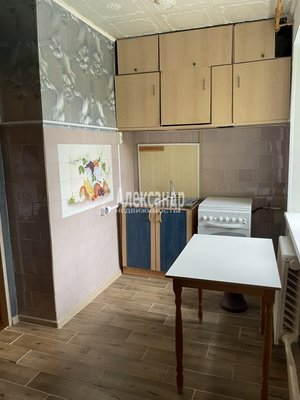 Продам двухкомнатную (2-комн.) квартиру, д. 8, Малое Карлино д