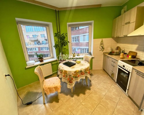 Продам двухкомнатную (2-комн.) квартиру, Афанасьевская ул, д. 1, Санкт-Петербург г