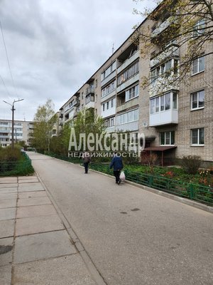 Продам однокомнатную (1-комн.) квартиру, Советская ул, д. 10, Отрадное г