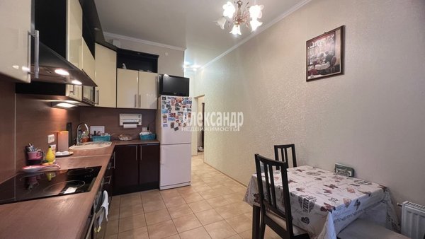 Продам двухкомнатную (2-комн.) квартиру, Травяная ул, д. 13, Выборг г