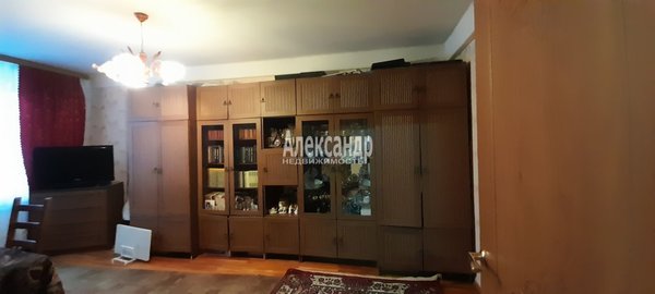 Продам трехкомнатную (3-комн.) квартиру, Молодцова ул, д. 11, Сертолово г