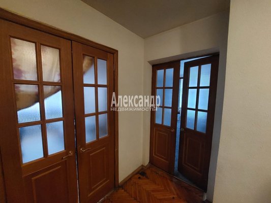 Продам трехкомнатную (3-комн.) квартиру, Белоусова ул, д. 29, Санкт-Петербург г