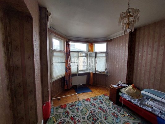 Продам трехкомнатную (3-комн.) квартиру, Белоусова ул, д. 29, Санкт-Петербург г