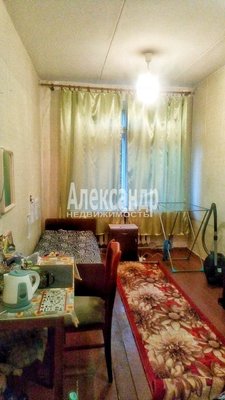 Продам комнату в 11-комн. квартире, Гранитная ул, д. 1, Каменногорск г