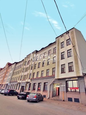 Продам комнату в 5-комн. квартире, Железнодорожная ул, д. 4, Выборг г