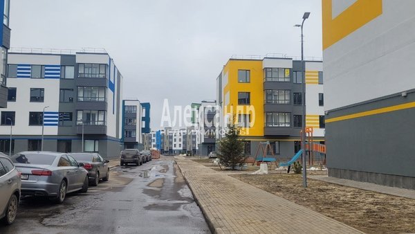 Продам однокомнатную (1-комн.) квартиру, Кутышева ул, д. 9 корп. 1, Малое Верево д