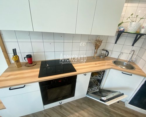 Продам однокомнатную (1-комн.) квартиру, Европейский пр-кт, д. 13 корп. 5, Кудрово г