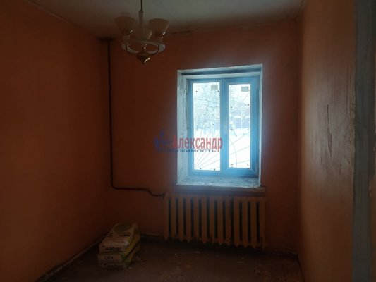 Продам трехкомнатную (3-комн.) квартиру, Чкалова ул, д. 54а, Гатчина г