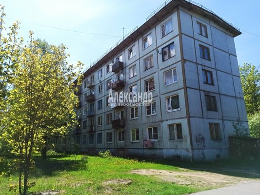 Продам двухкомнатную (2-комн.) квартиру, Офицерская ул, д. 8, Глебычево п