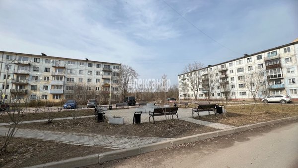 Продам двухкомнатную (2-комн.) квартиру, Пограничная ул, д. 3, Светогорск г