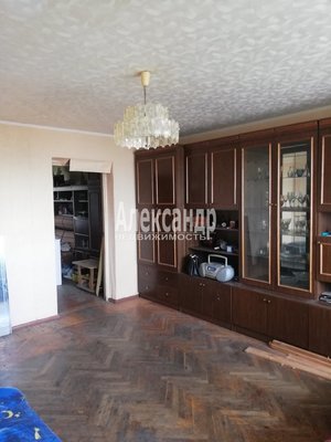 Продам трехкомнатную (3-комн.) квартиру, Солидарности пр-кт, д. 8 корп. 4, Санкт-Петербург г