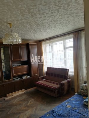 Продам трехкомнатную (3-комн.) квартиру, Солидарности пр-кт, д. 8 корп. 4, Санкт-Петербург г