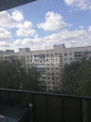 Продам трехкомнатную (3-комн.) квартиру, Солидарности пр-кт, д. 8 корп. 4, Санкт-Петербург г