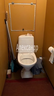 Продам трехкомнатную (3-комн.) квартиру, Красноармейская ул, д. 24, Светогорск г